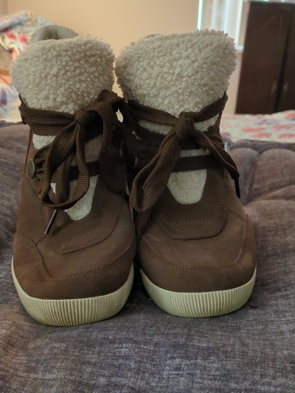Sorel Brown Winter Boots with Faux Fur Lining